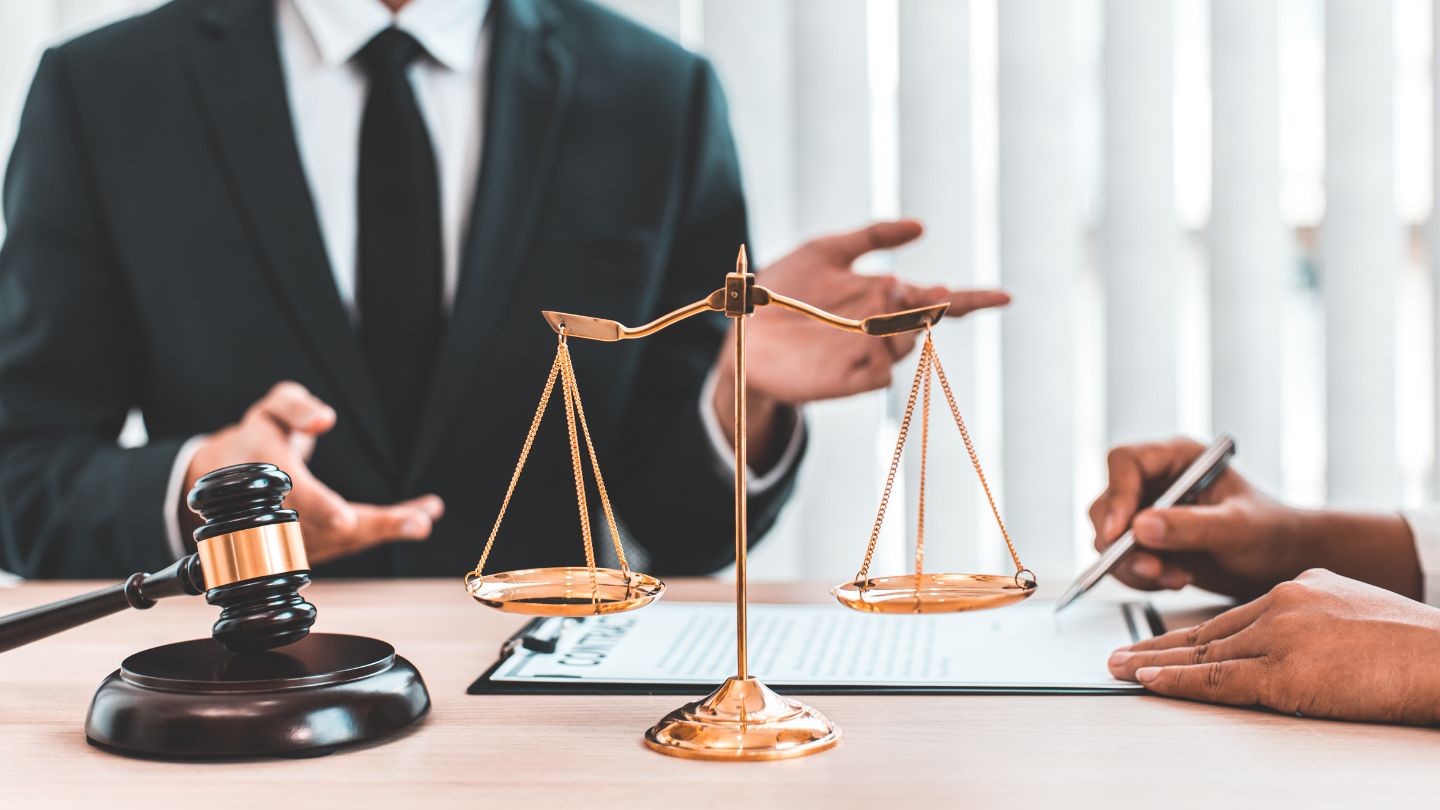 Navigating Texas Headlight Laws Essentials for Drivers